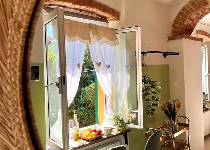 Casa Olive 53 Monte * La Spezia